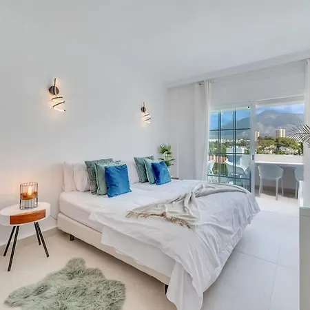 Las Lolas 4 Bed Exquisite
