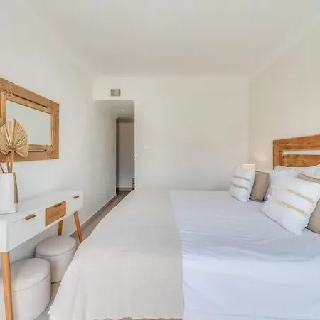 Las Lolas 4 Bed Exquisite Marbella