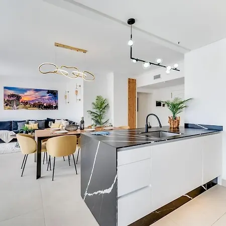 Apartment Las Lolas 4 Bed Exquisite