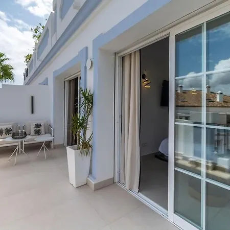 Las Lolas 4 Bed Exquisite Apartment Marbella