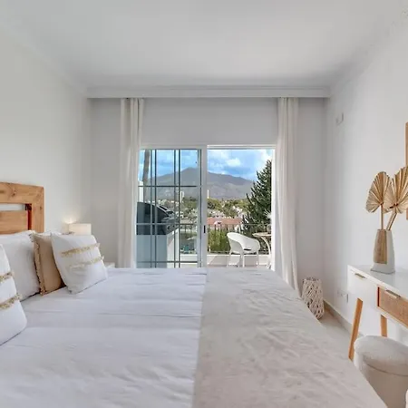 Las Lolas 4 Bed Exquisite